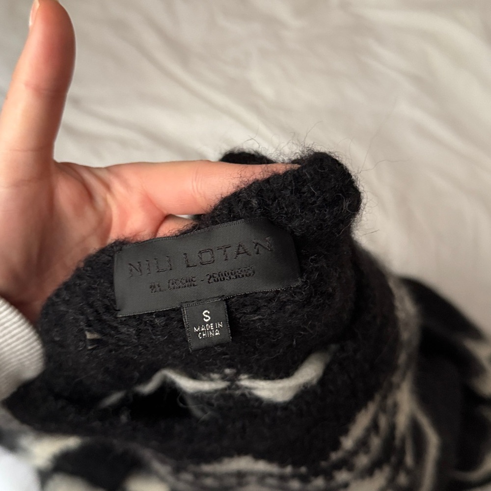 Nili Lotan Black and Cream Chevron Sweater - Picture 5 of 6